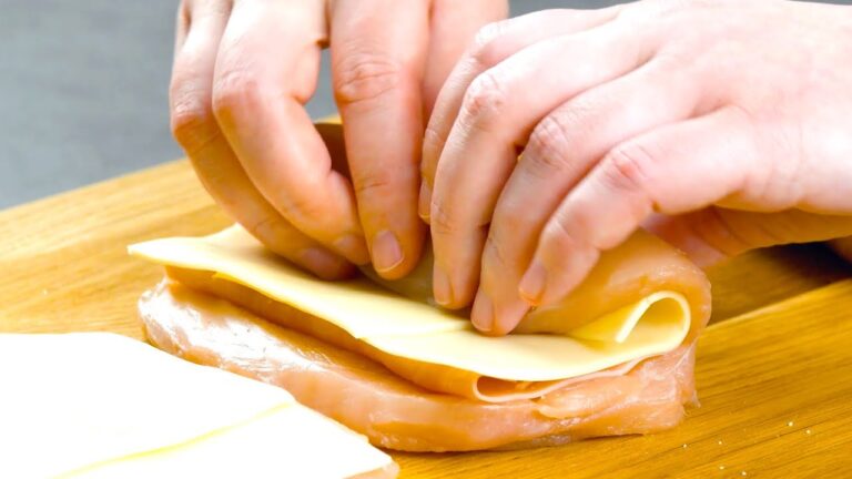 三つの材料を一緒に丸め込んで串を3つ刺す　コルドンブルー串