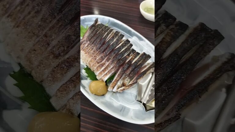 【ごはん】磯料理みやした　アジのなめろう（青唐入）、炙りトロ〆鯖　初島　熱海 #food #japanesefood