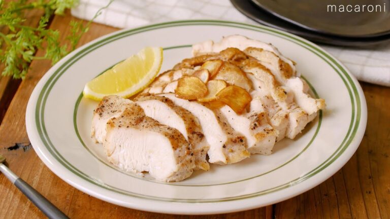 【しっとり仕上がる！鶏むね肉のステーキ】パサつかずにしっとりジューシー！メインおかずに♪