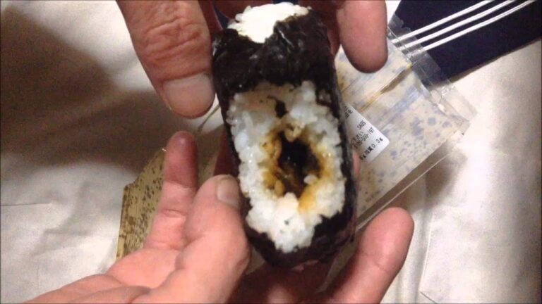 大きなおむすび しそ昆布たくあんの動画：ぬふふ.com