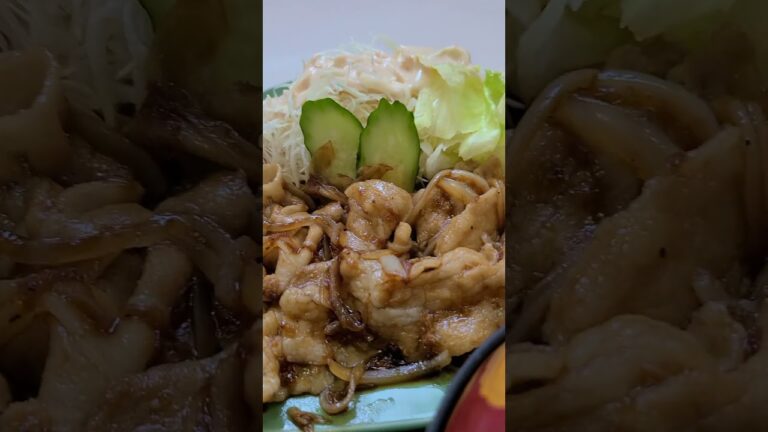 お昼ごはんにオススメの豚の生姜焼き定食ごはん大盛りで😋