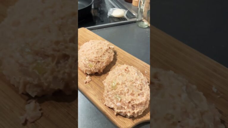 【志麻さんレシピ】ハンバーグ定食を作る！【大尊敬】#男子ご飯 #料理男子 #料理勉強中 #おうちごはん #クッキングラム #自炊男子 #よるごはん日記暮らしを楽しむ #暮らしを整える