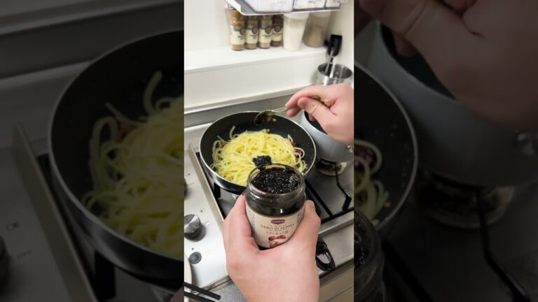 家でもイカスミパスタが食べたい大学生