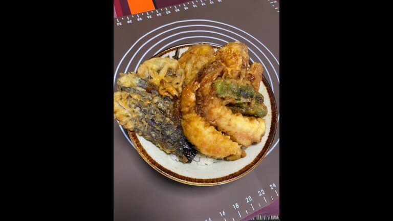 昨日の天ぷらも美味しく、濃いめのタレで【黒い天丼】目指します