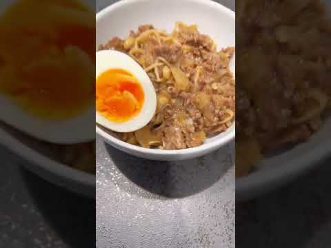 これ食って10kg痩せた。とりあえずこれ作って食っとけ。オートミール肉味噌丼！
