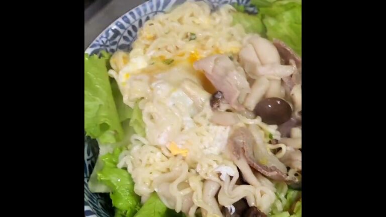 絶妙に旨いレタス ラーメン😋