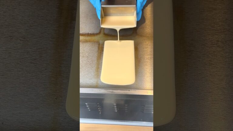 大粒の団子が入ったあんまき「みたらしあんまき」