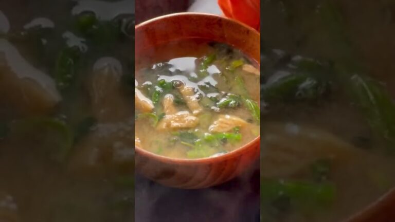 ほうれん草の味噌汁　MISO soup