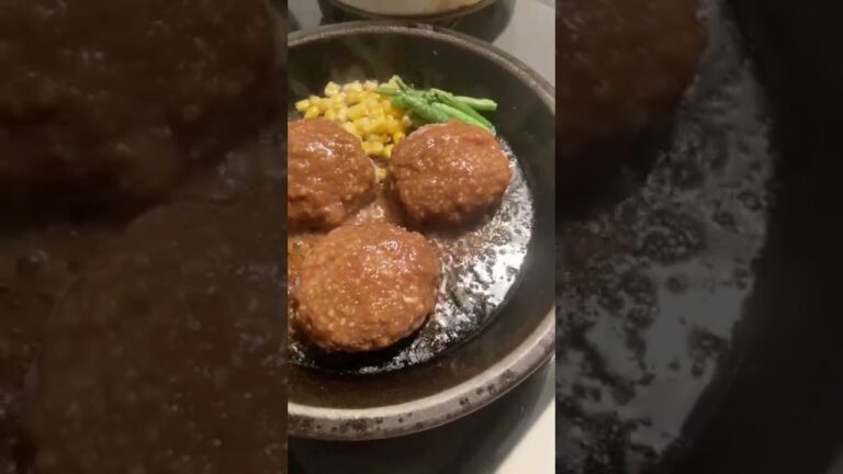 ステーキ皿でチーズハンバーグを作ってみたよ