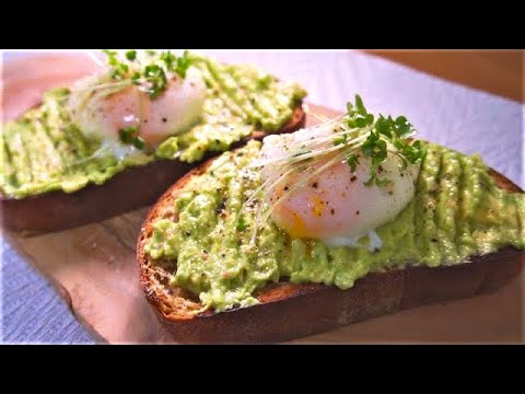 休日の食パンアレンジ２選。きなこ揚げパン / ポーチドエッグアボカドトースト