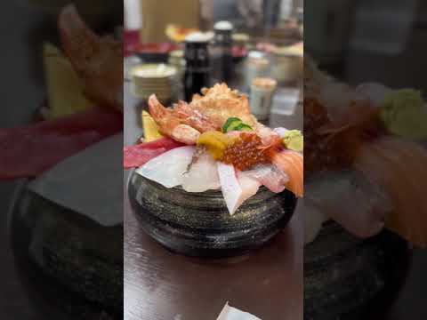 【金沢グルメ】金沢の超人気観光スポットの近江町きたらいくべき海鮮丼4選！