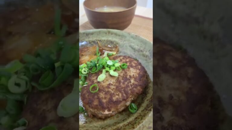 【簡単パパ飯】とろけるチーズインハンバーグ#shorts