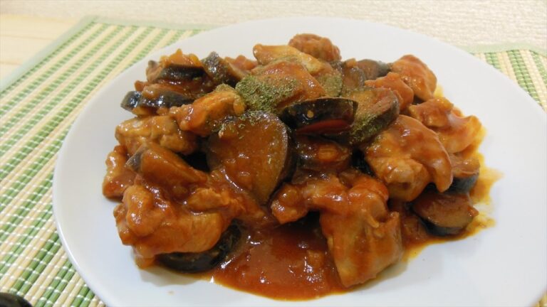 【簡単レシピ】ナスと鶏肉のトマト煮の作り方【ほっこり優しい味】