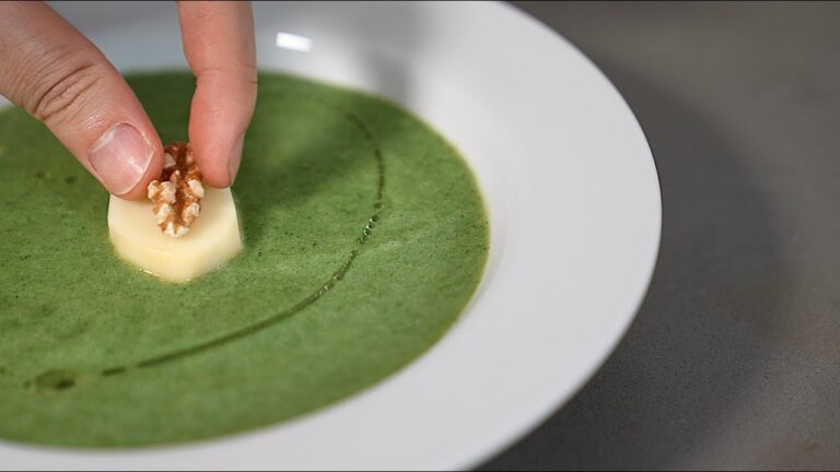 【ブロッコリースープ】味付けは塩だけ！？世界一簡単なレシピ。