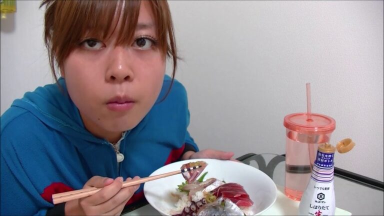 【2割引き】マグロやタコの海鮮丼【わさび醤油がいいね】