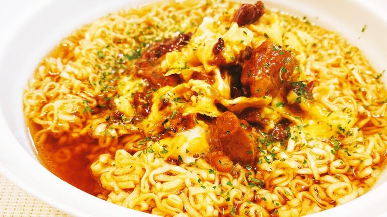 チキンラーメンの美味しいアレンジ方法！ 元祖チキンラーメンの概念が覆るほど、お手軽簡単でかなり美味しい！悪魔的な旨さ【時短料理研究あいこチャンネル】