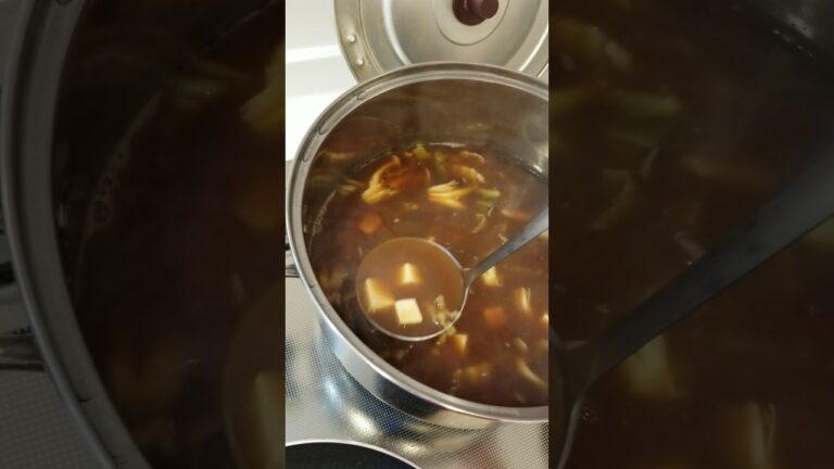 赤だし・木綿豆腐・味噌汁‼️旨し😃