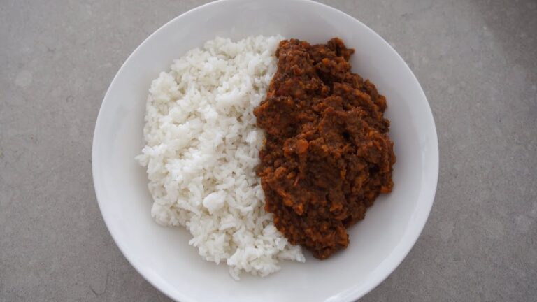 野菜たっぷりの濃厚キーマカレー