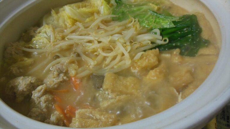 【簡単レシピ】特製肉団子の味噌ちゃんこ鍋の作り方【Chankonabe】