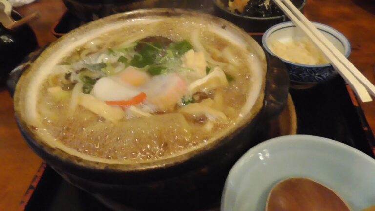 岐阜市　田毎（たごと）さん　鍋焼きうどん