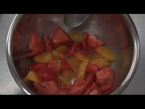 トマトとオレンジのサラダ（磯村優貴恵）