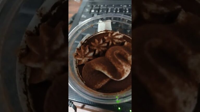 セブイレブンで買ったとろけるティラミスです。2024/07/08