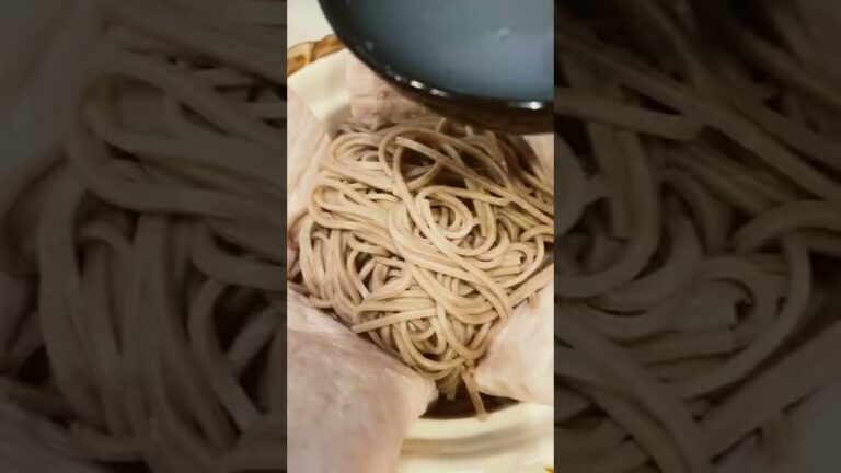 王さん適当料理 サラダチキンそば タンパク質 筋トレ 食 男めし Japan Japón proteína músculo 老王隨便煮