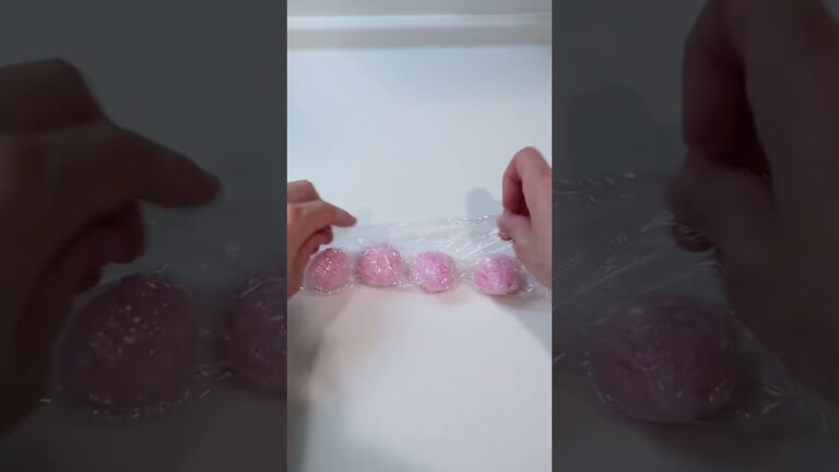 小さな丸いおにぎりを4ついっぺんに作る方法！【ひなあられおにぎり弁当】#shorts #弁当 #お弁当作り #お弁当 #おにぎり