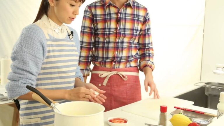 鈴木亜美のほっ♡とクッキング！　いちごのスープ