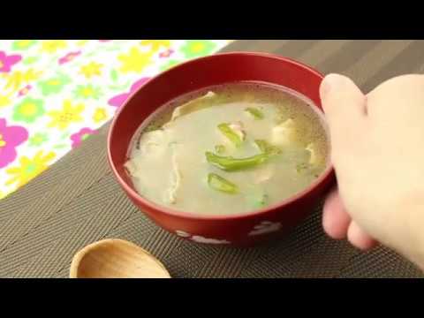 ピーマンの味噌スープ