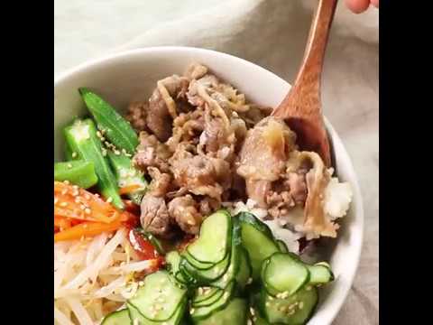 彩り鮮やか。食欲がすすみます 夏野菜の簡単ビビンバ丼 ｜ moguna[モグナ]