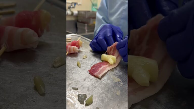 神技！職人歴○十年が作る大人気岩下の新生姜豚巻きができるまで#グルメ#札幌グルメ#北海道#北海道グルメ#大人気#神技#職人#shorts#short