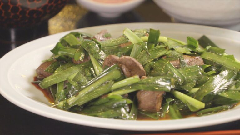 新鮮な牛レバー×醤油系秘伝ダレ！栄養満点の牛レバニラ定食　小山町「加冨登食堂」しずおかごはんが食べたい！