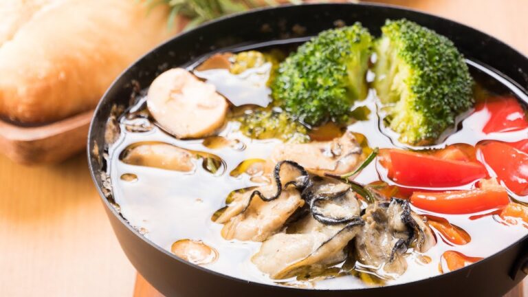 【牡蠣】アヒージョの作り方【ガーリックオイル煮】