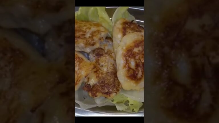 もやしに豆腐混ぜて焼いただけ