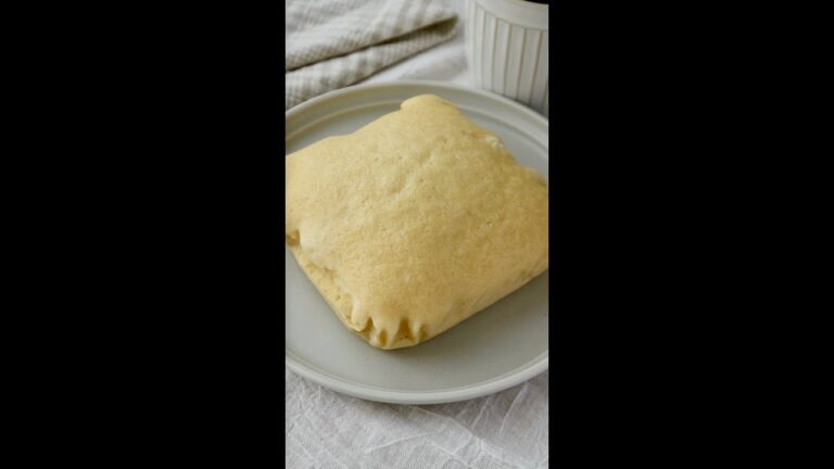 【SNSで10万回再生！】レジ横のモッチモチなアレをヘルシーに作りました#米粉#米粉蒸しパン#蒸しパン