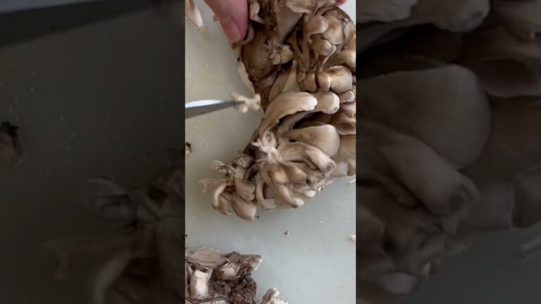 舞茸を切る【舞茸の天ぷら】