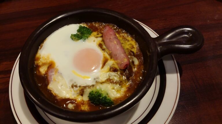 窯焼きカレー🍛ぐつぐつ！！