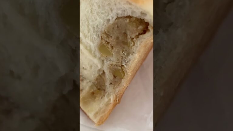 これがプロによる本格的な…⁉️ちこり村🌰栗きんとん生食パン🍞‼️
