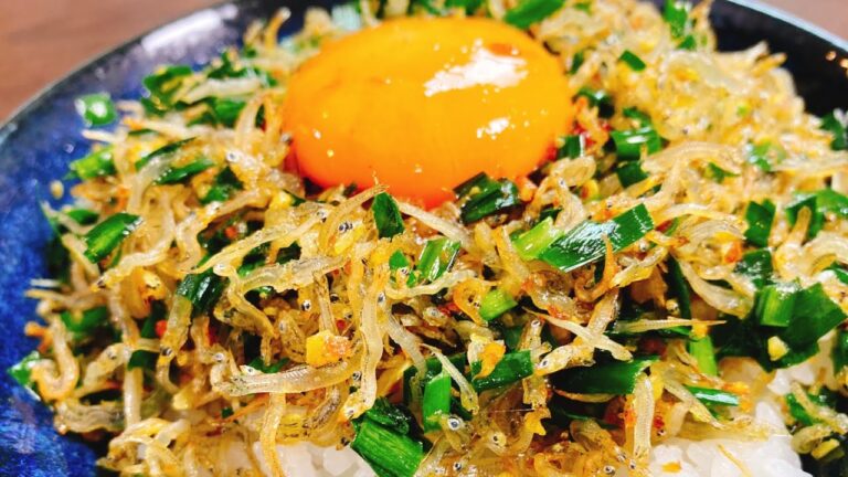 簡単すぎる『悪魔のニラじゃこ飯』が超やべぇ…おかわりが止まらない…。Japanese side dish