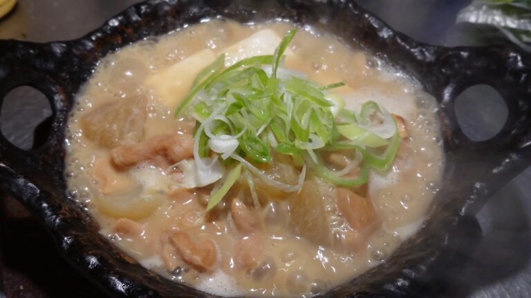 朝霧豚もつ煮白味噌京仕立