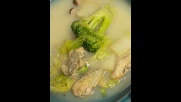 寒い冬に😋牡蠣のクリームシチューを作りました🫕#shorts#カキ料理#冬のご馳走#シチュー#無印良品#oysters#MUJI