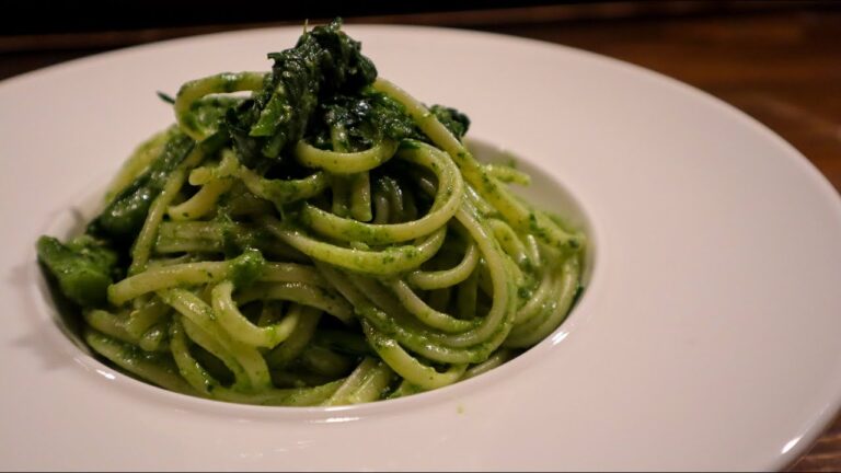 春菊ペーストでつくる【春菊ジェノベーゼ】　真夜中レストランMENU45