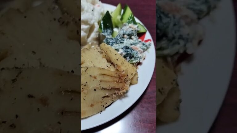 #晩ご飯 （ #ラ・ムーの惣菜 #チキン南蛮 #オクラの天ぷら #ほうれん草の白和え #たけのこのおかか煮 #ポテトサラダ #きゅうりの浅漬け ） 2025/04/18