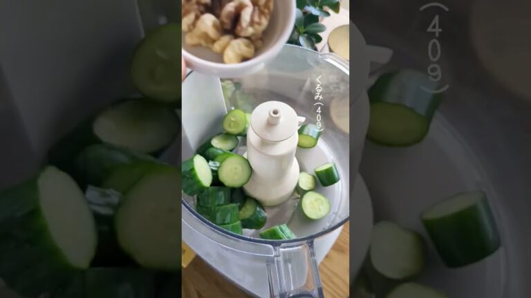 「暑い日にはこのスープで」体の熱を冷ますきゅうりの冷製スープ