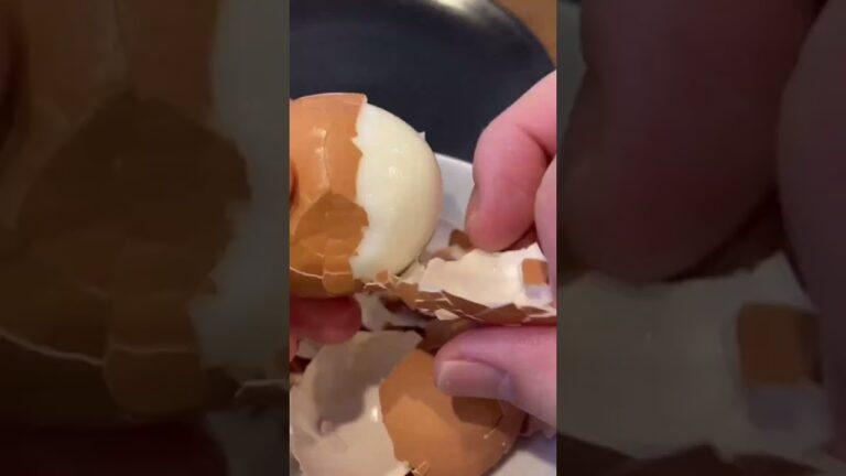 ゆで卵と塩でハッピー#shorts