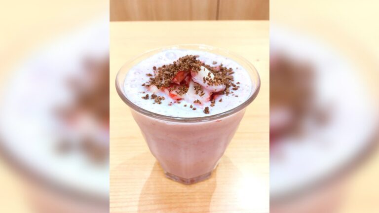 【冷凍イチゴレシピ】イチゴスムージーの作り方