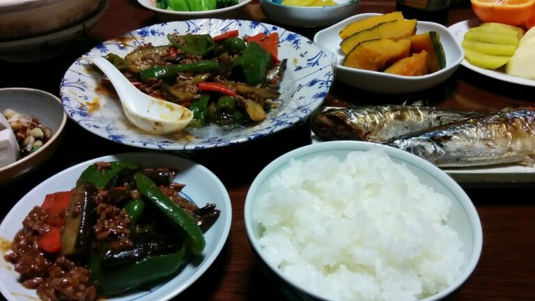 超豪華な実家の夕ごはんでしたー。秋刀魚と麻婆茄子