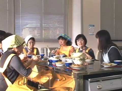 地産地消クッキング『サトイモと鶏手羽先の味噌煮』