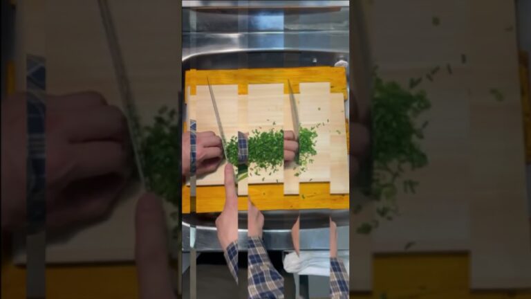 【にらだれ】切って混ぜるだけ！簡単にらだれ【ズンのリピ飯】＃１ ＃shorts